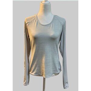 Womens l/s Athleta Active Top heather Gray lightweight thumb holes Size Medium